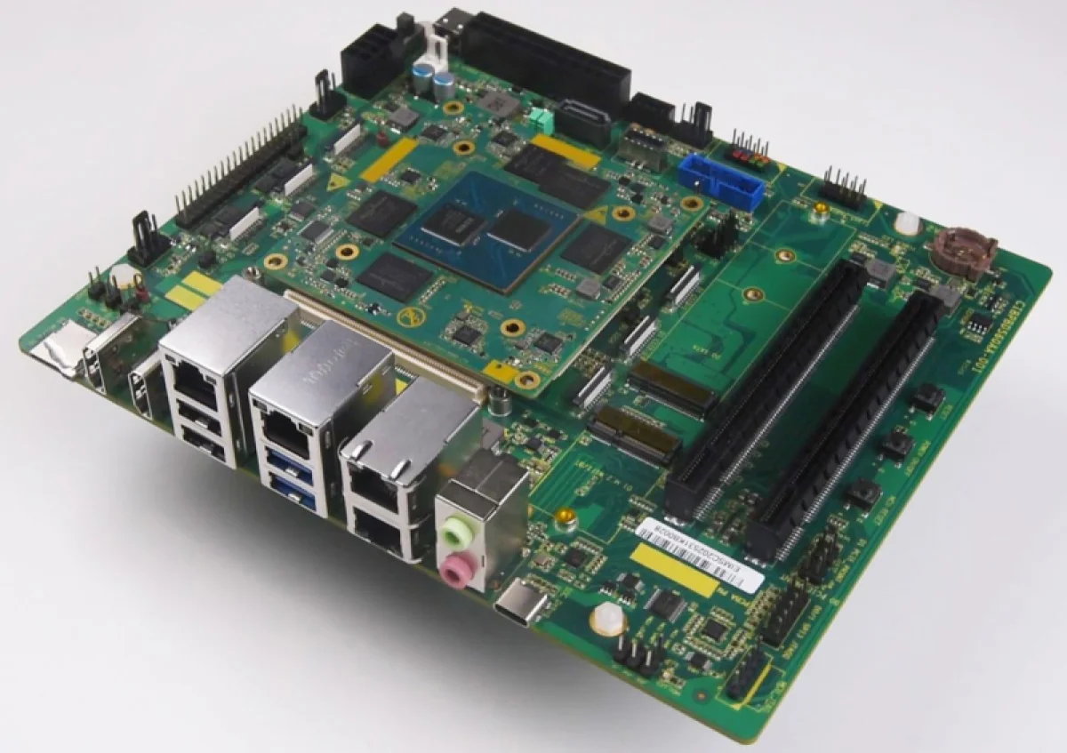 Новая плата EBC7702: компактная платформа на RISC-V для ИИ и локальных вычислений