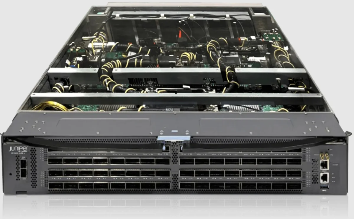 HPE анонсировала коммутатор для ИИ с рекордной пропускной способностью и жидкостным охлаждением