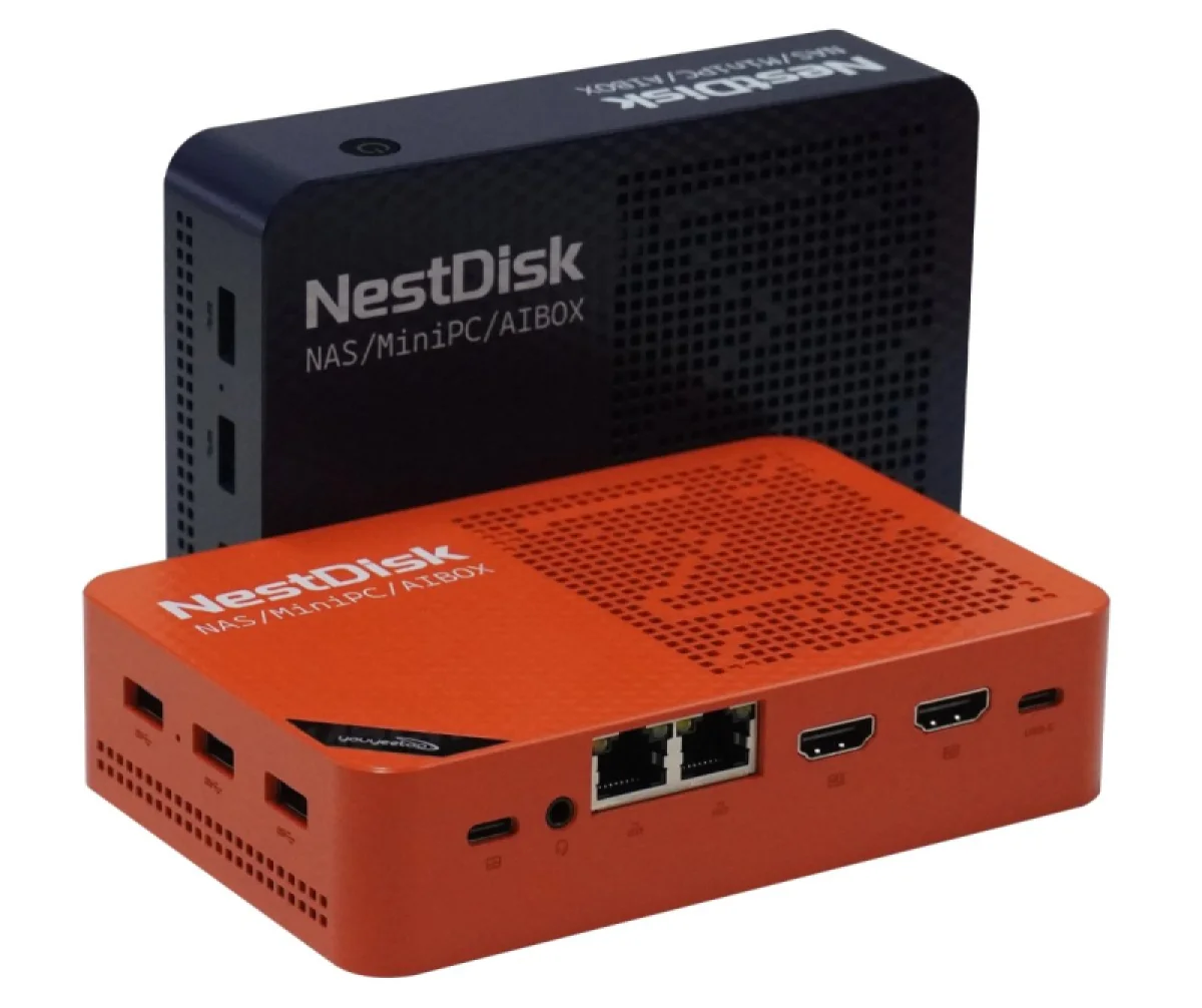 Компактный NAS для 4 SSD M.2 с двумя скоростными портами 2.5 GbE