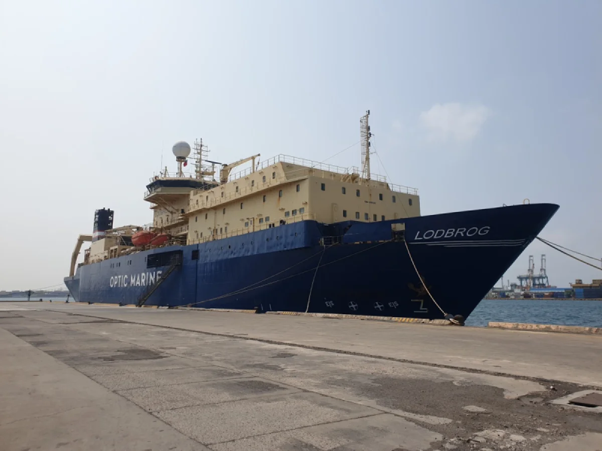 Два новых судна для прокладки подводного интернет-кабеля заказаны у Ulstein