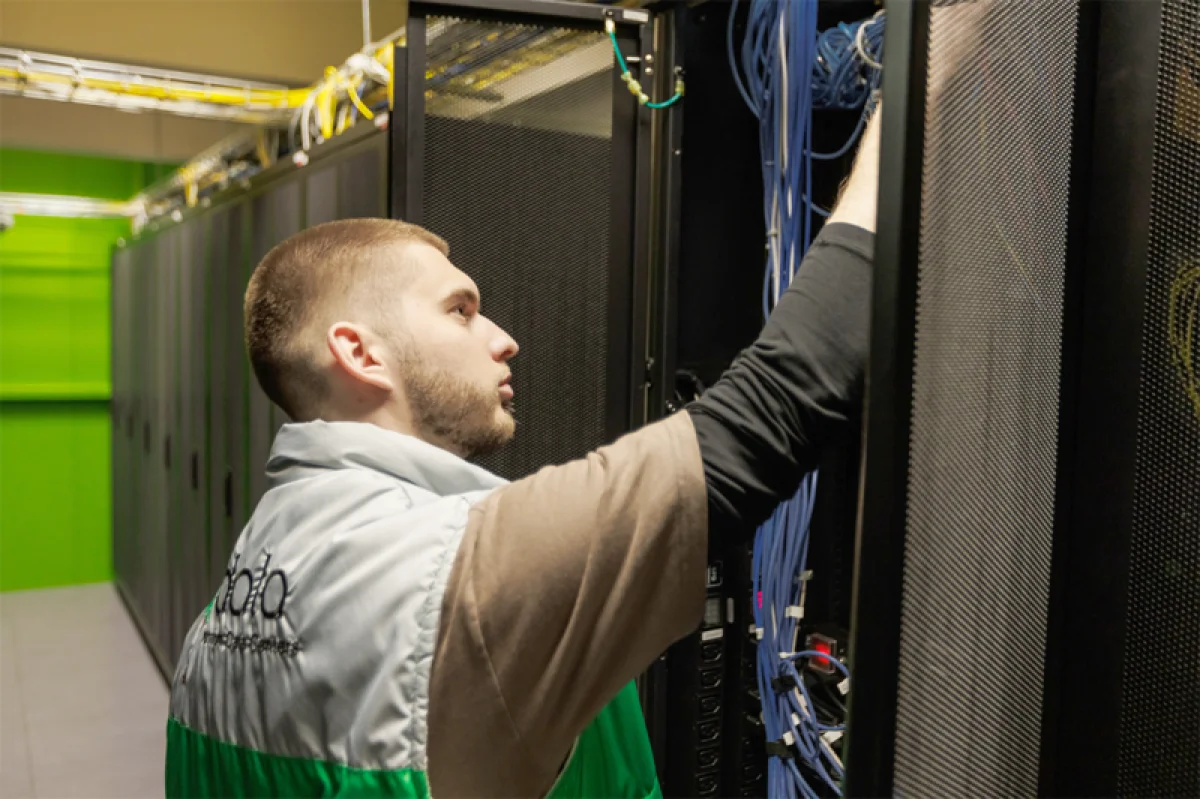 Дефицитные стойко-места в московских ЦОДах теперь можно купить на бирже