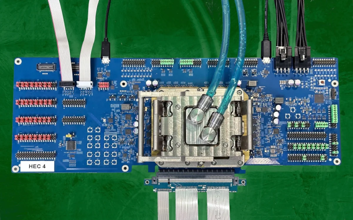 Intel Heracles: новый чип ускоряет работу с зашифрованными данными в 5000 раз