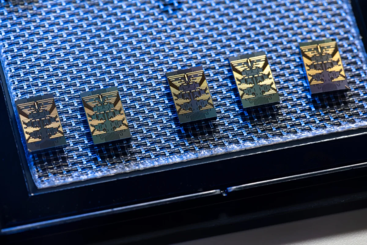 Cisco создала первый квантовый коммутатор, работающий при комнатной температуре